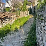 Soeguet Erol Koey Evi * Taslica