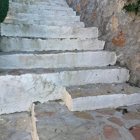 Soeguet Erol Koey Evi Hébergement de vacances Taslica